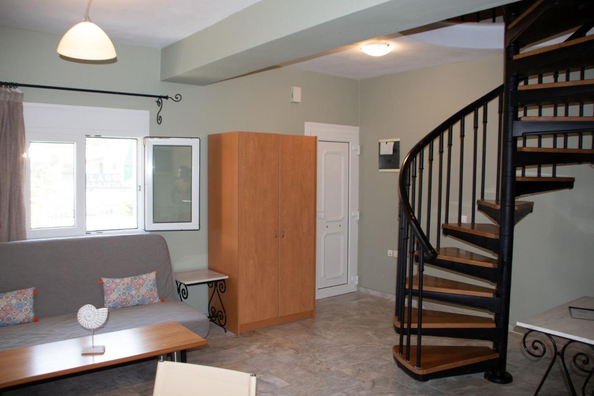 Avesta Apartments - 200M From The Beach Vasilikí 객실 사진
